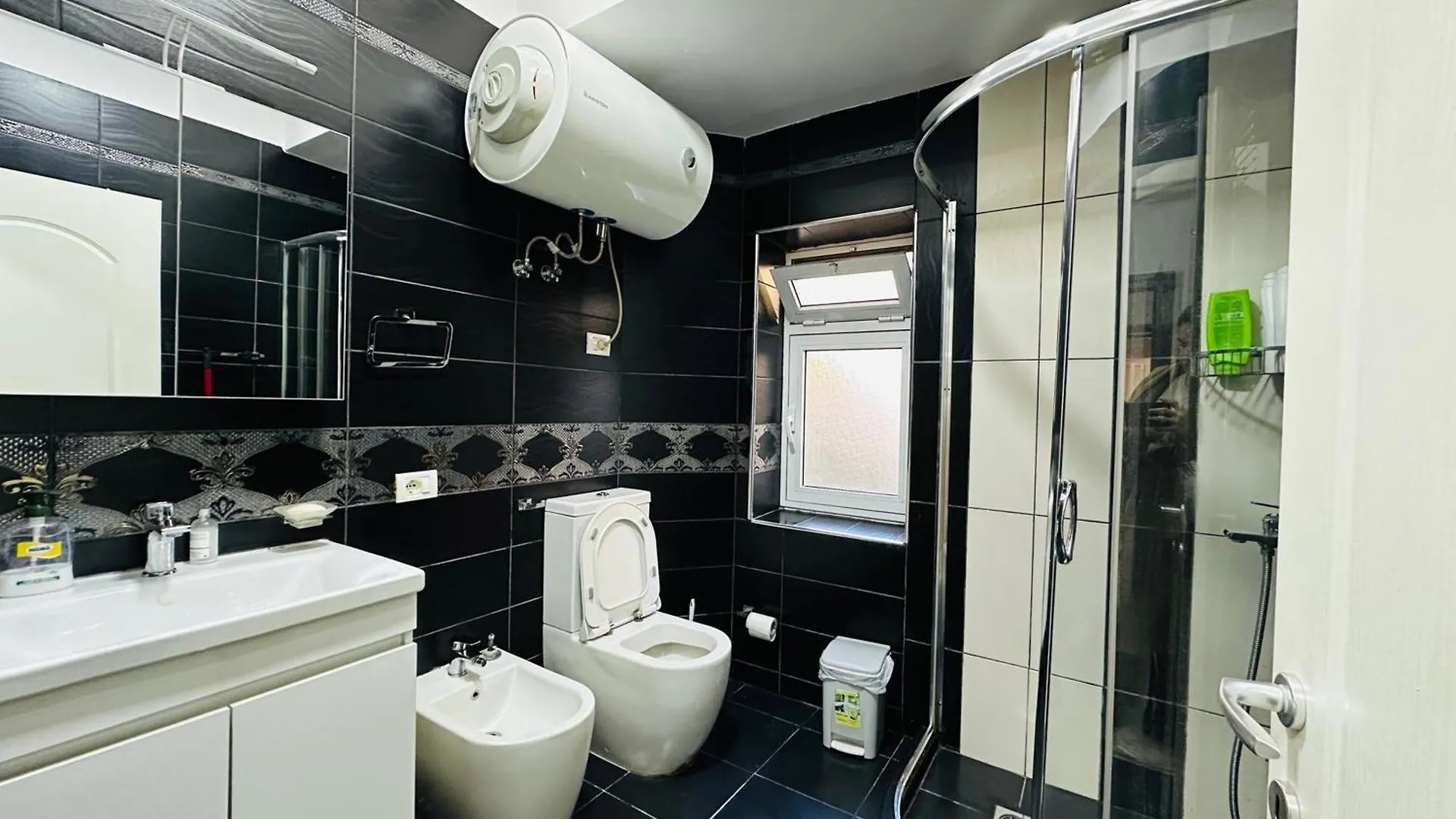Sela Apartments تيرانا